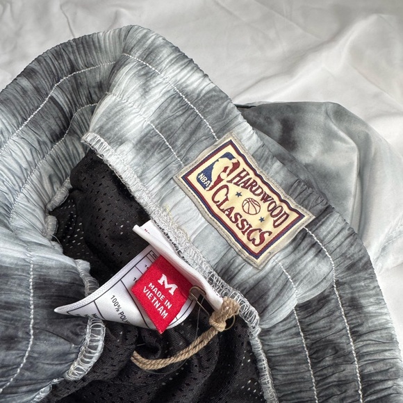 NBA Hardwood Classics Gray Shorts - Picture 4 of 5